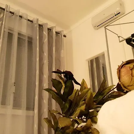 With 3 Bedrooms In With Wifi 23 Km From The Beach * Lisbon
