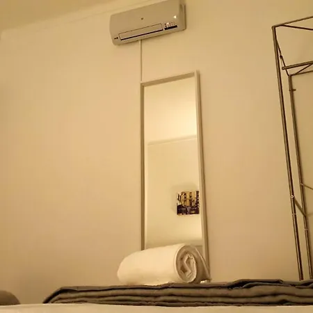 With 3 Bedrooms In With Wifi 23 Km From The Beach Apartment *
